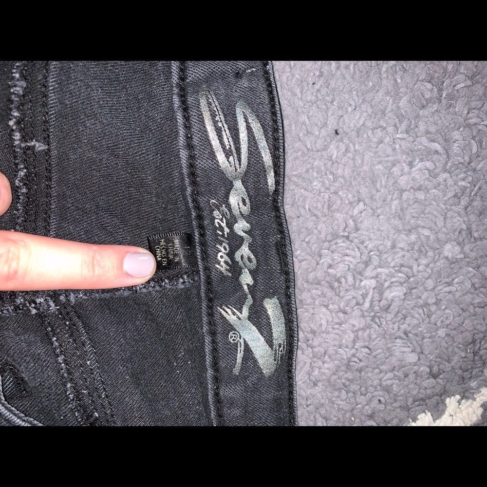 Jeans - Picture 3 of 4